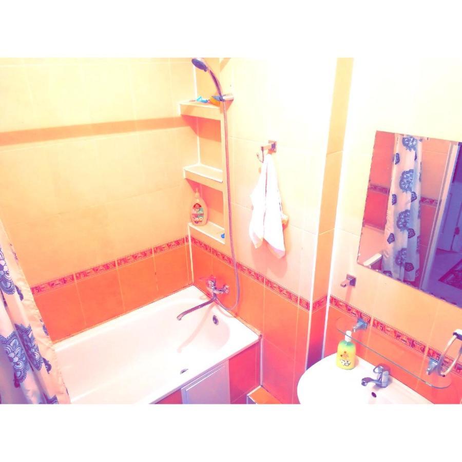 Nomad Apartment On Syganak 10Str Astaná Habitación foto